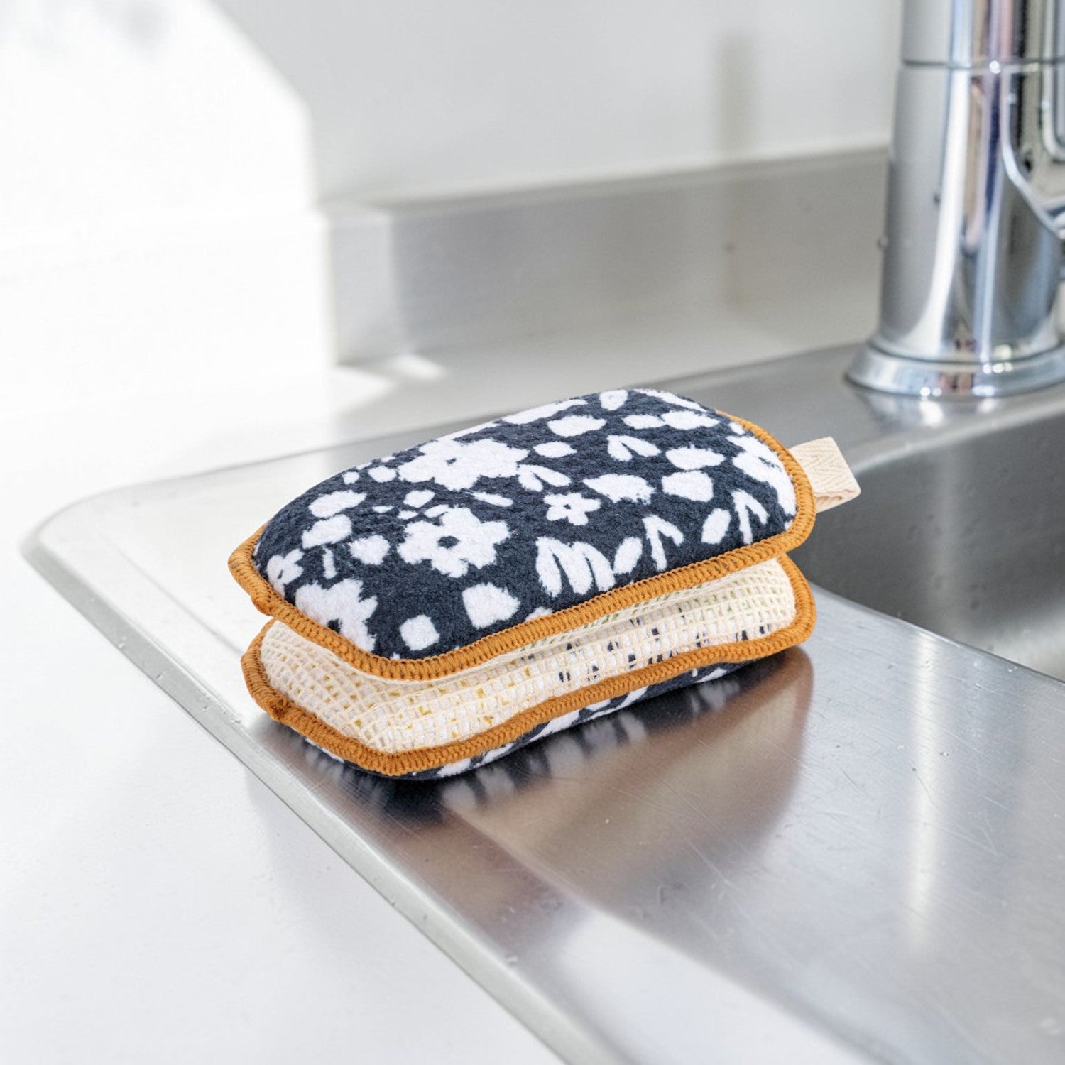 Navy & Floral Absorbent Sponges - Set of 2 - Mellow Monkey
