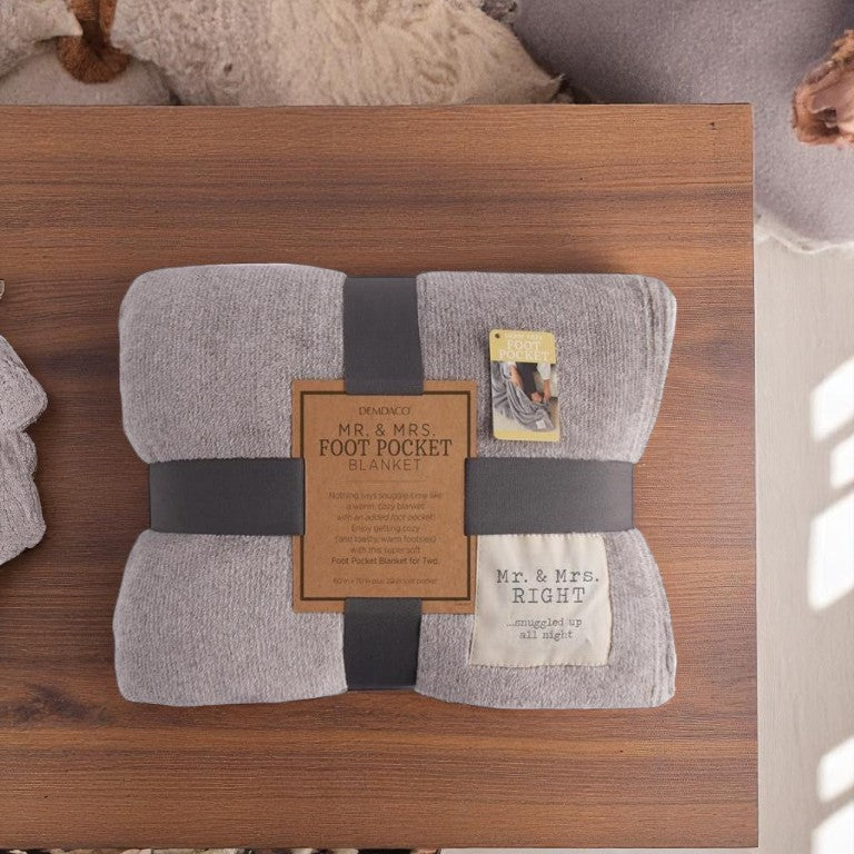 Mr. & Mrs. - Foot Pocket Blanket - 70-in - Mellow Monkey
