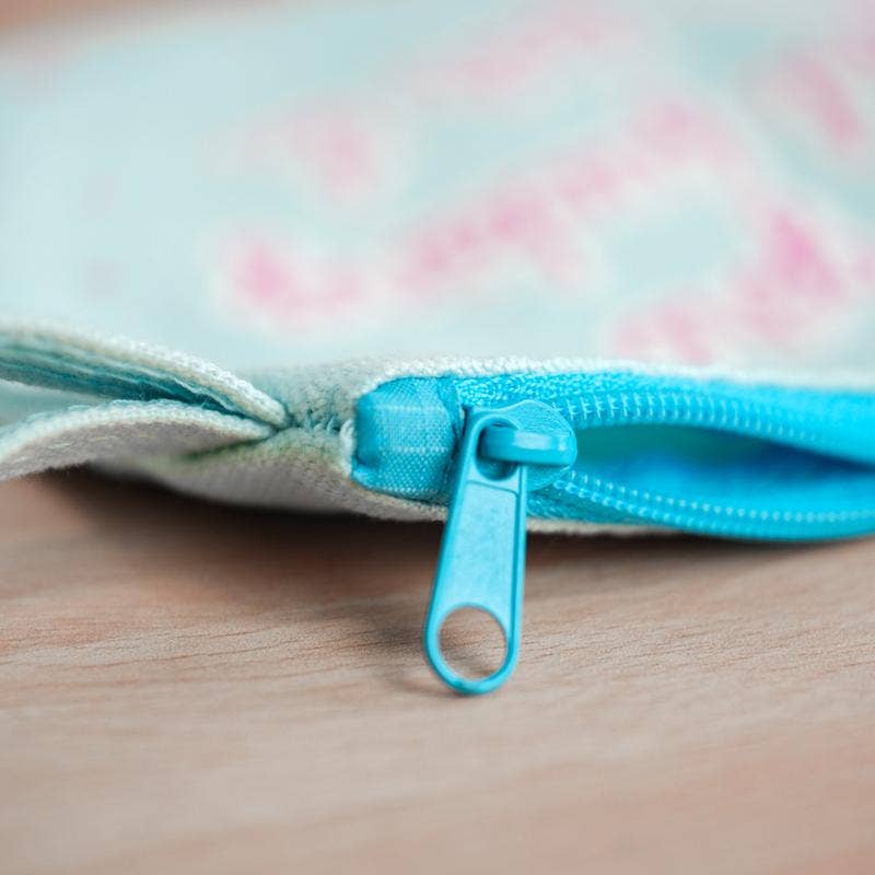 Be The Girl Who Just Fucking Goes For It - Makeup Bag - Mellow Monkey