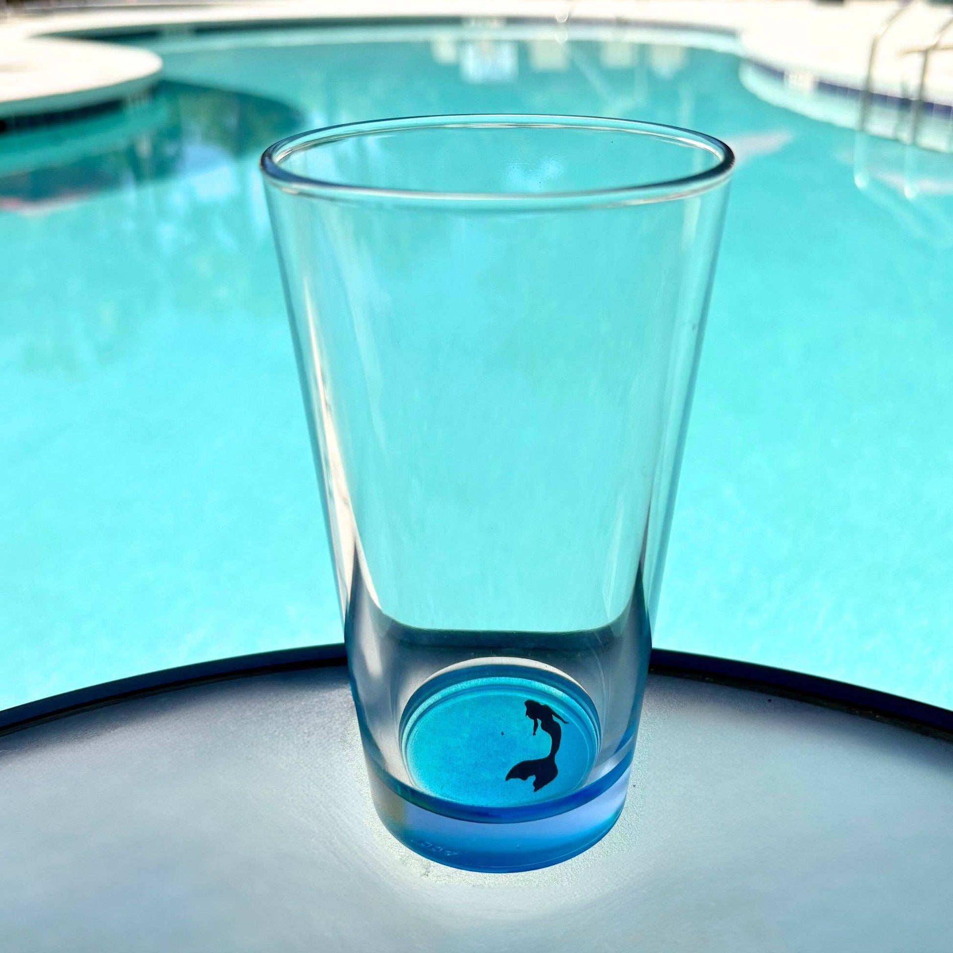 Mermaid - Ocean Resin - 16-oz Pint Glass - Mellow Monkey
