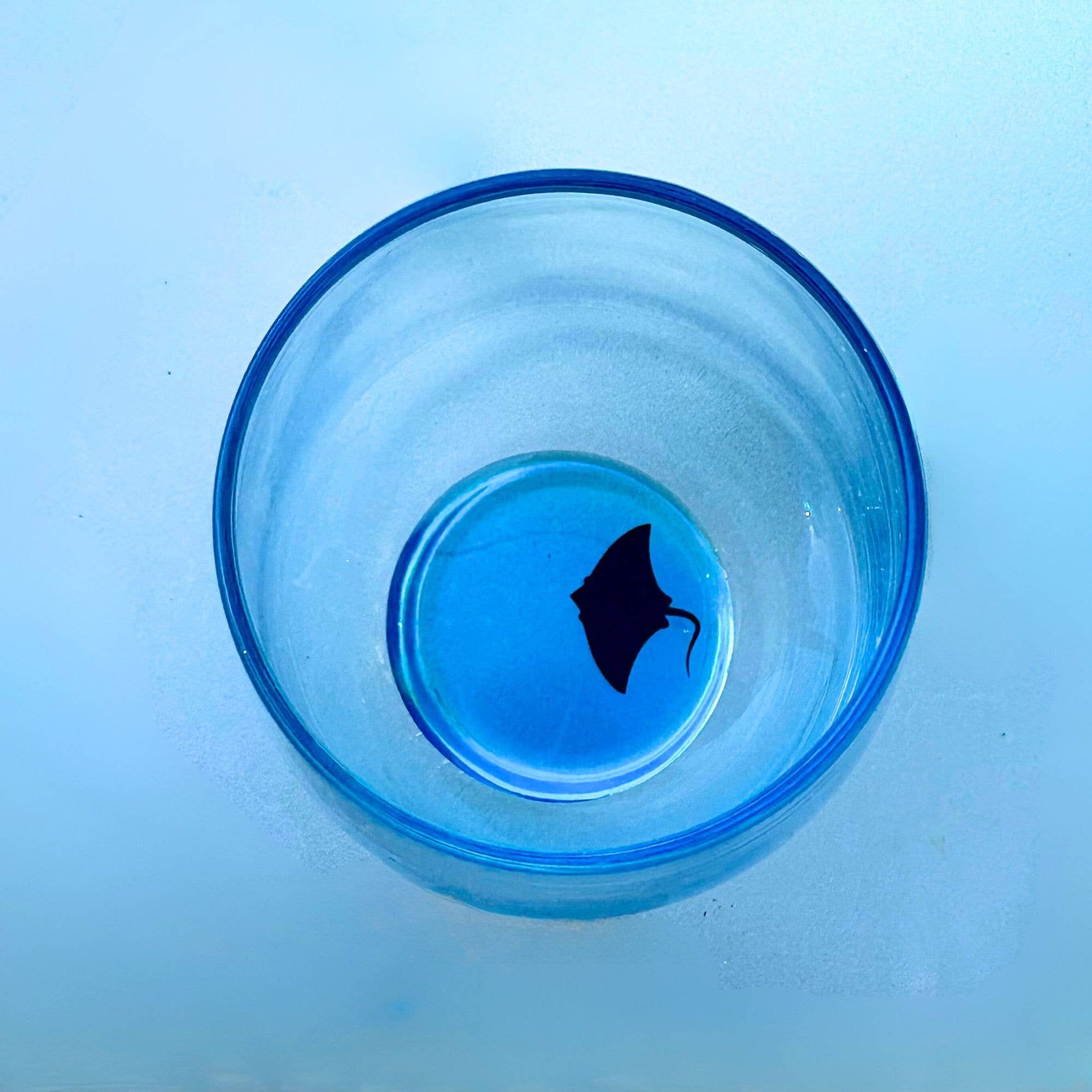 Stingray - Ocean Resin - 15-oz Stemless Wine Glass - Mellow Monkey