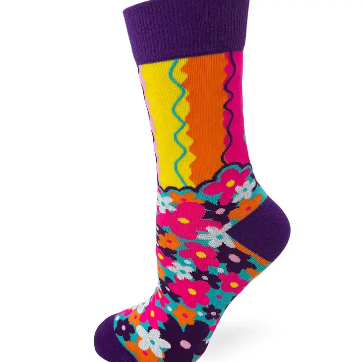 Bad Vibes Don't Go With My Outfit - Women's Crew Socks - Mellow Monkey