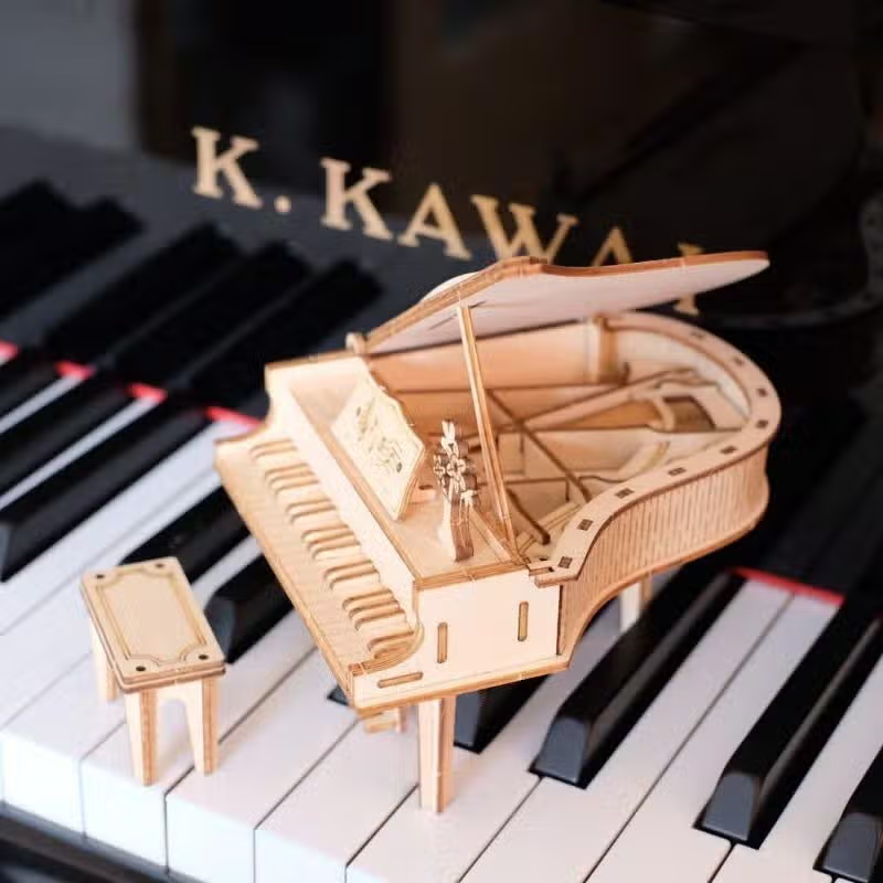 Grand Piano: 3D Laser Cut Wooden Puzzle Rolife Hands Craft TG402