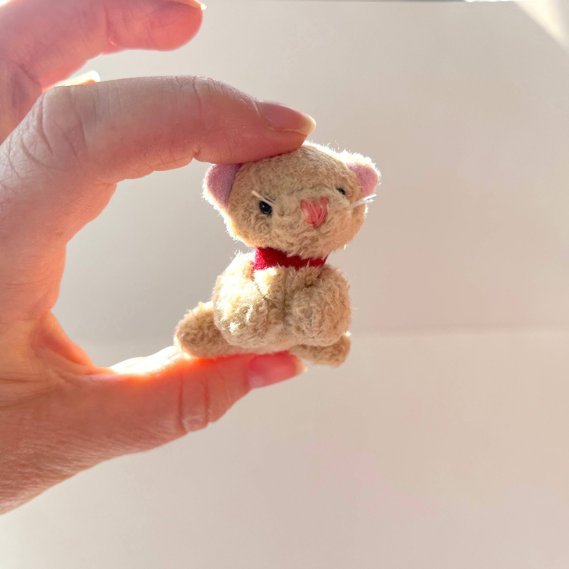 Small Plush Kitty Cat - Beige - 2-in - Mellow Monkey