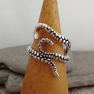 Octopus Ring - Adjustable - Mellow Monkey
