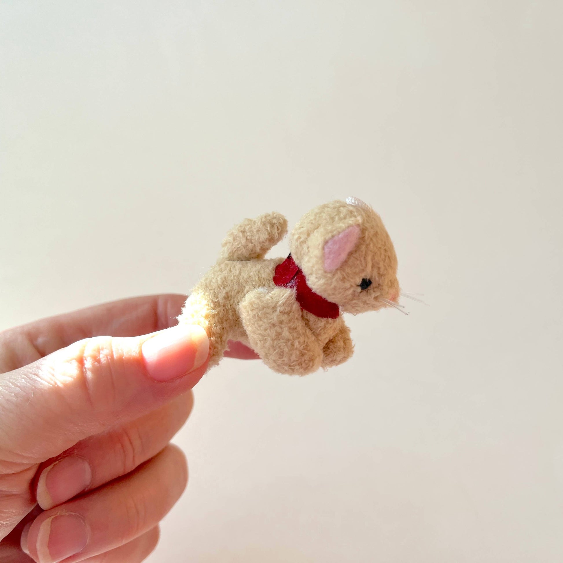Small Plush Kitty Cat - Beige - 2-in - Mellow Monkey