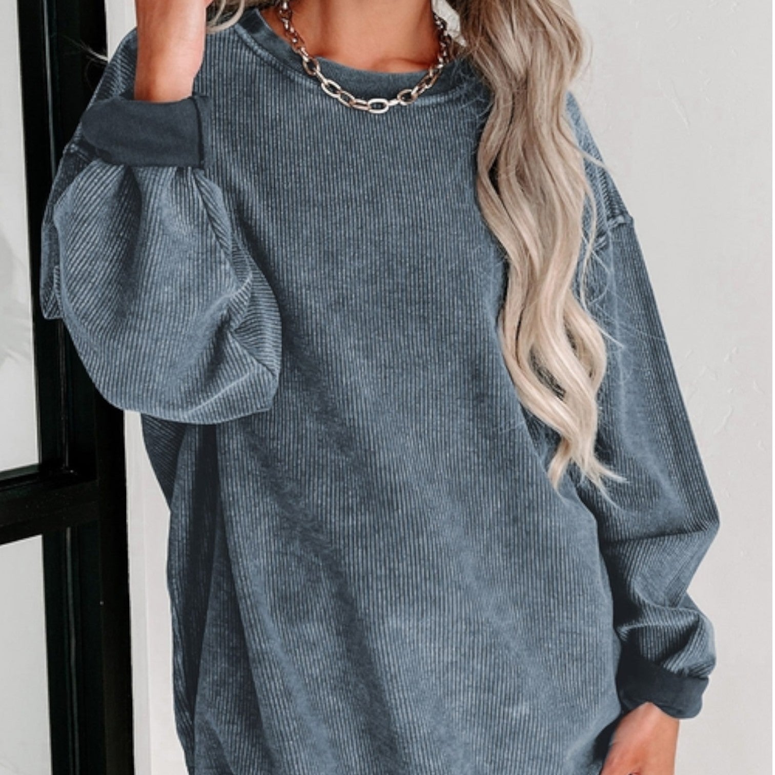 Solid Ribbed Knit Round Neck Pullover Sweatshirt - Blue - Mellow Monkey