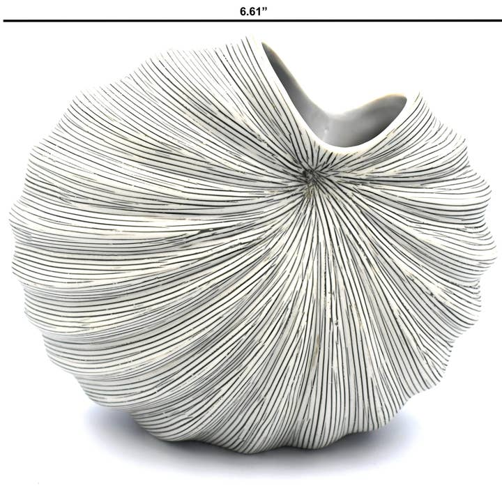 Palm - Handcrafted Porcelain Vase - White with Black Lines - 5.4 x 4.1 x 6.8 in - Mellow Monkey