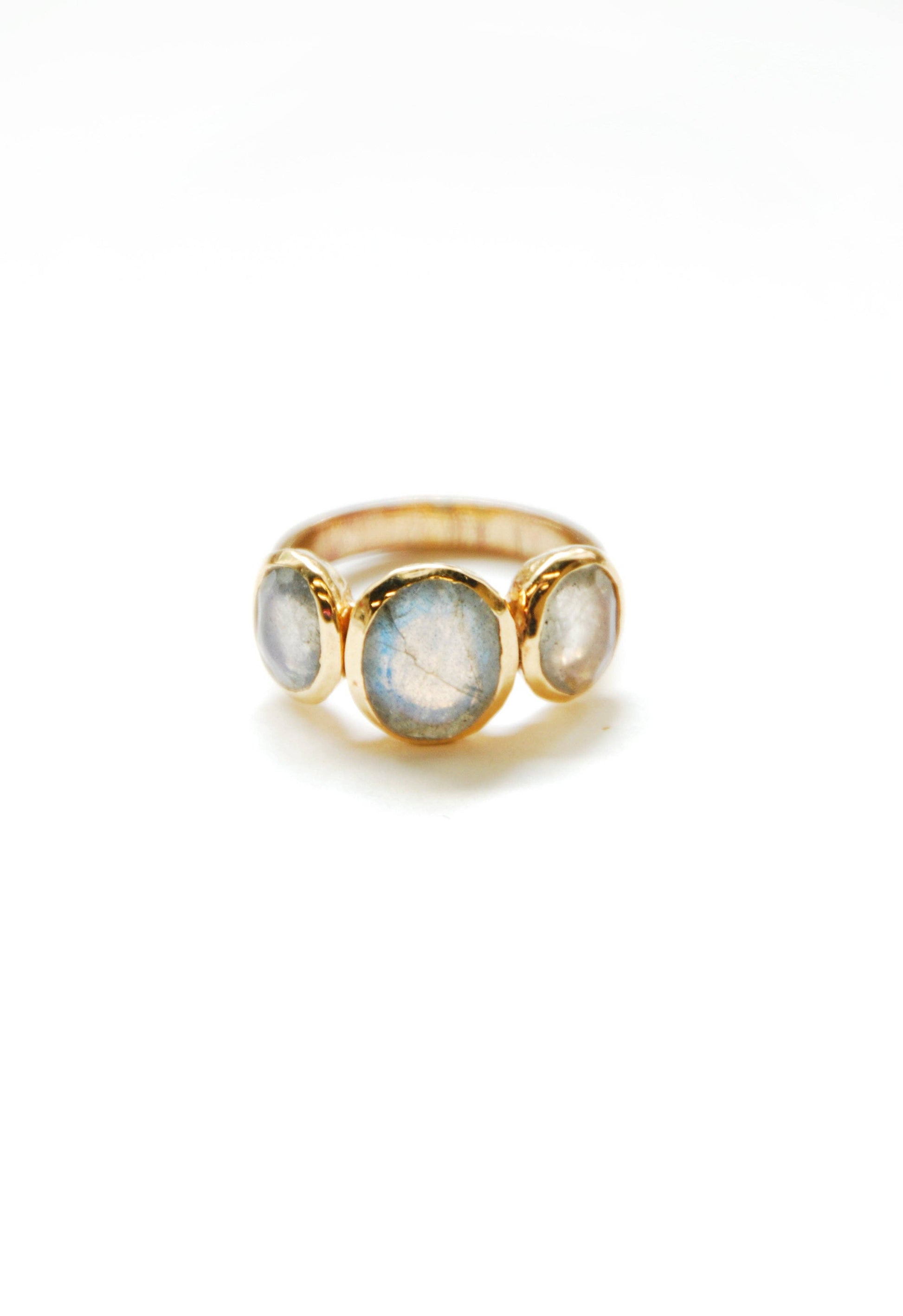 7 Sere Ring / Blue Chalcedony - Mellow Monkey