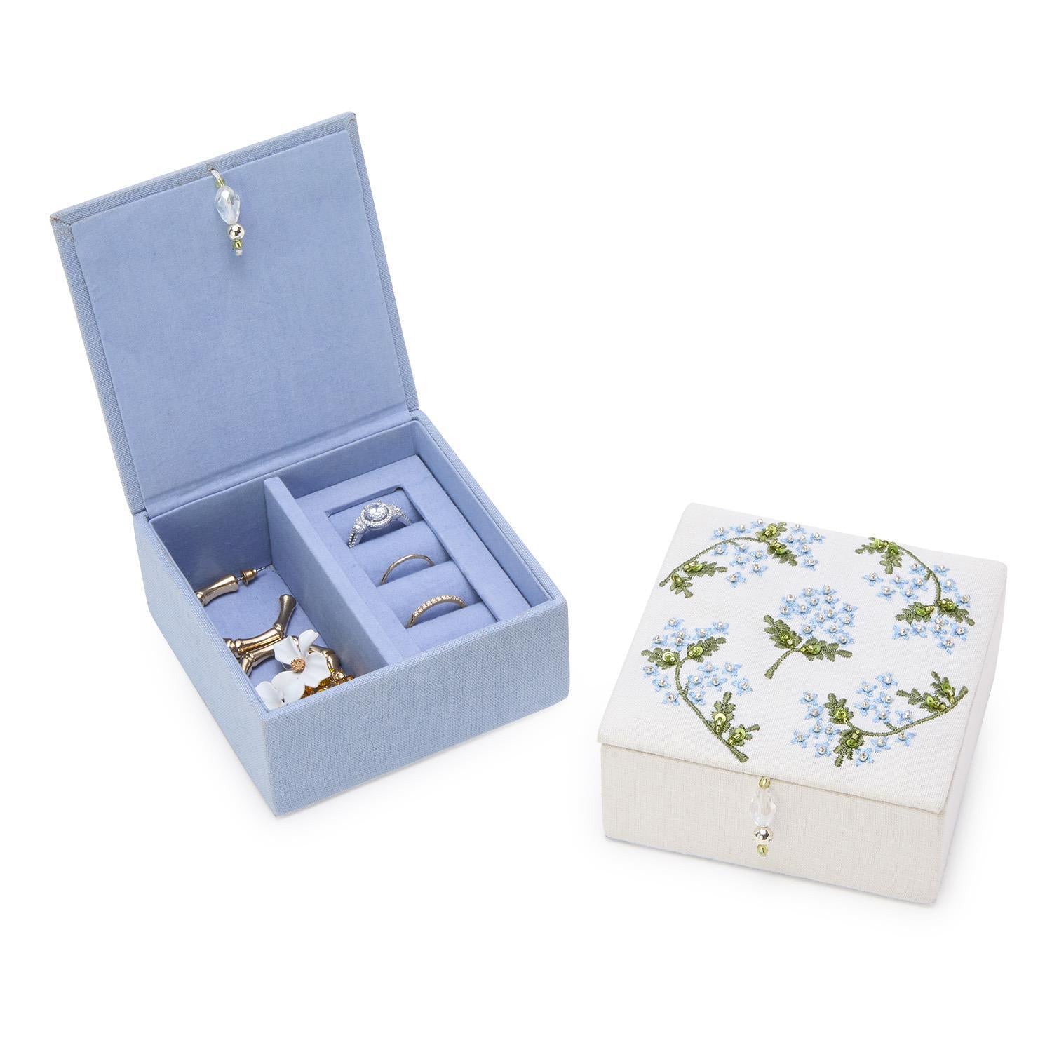 Hydrangea Small Jewelry Box With Beaded Tassel Puller - Mellow Monkey
