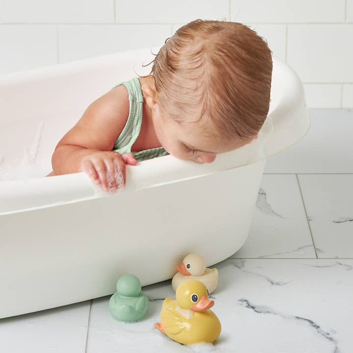 Itzy Ducky Family Bath Toys - Mellow Monkey