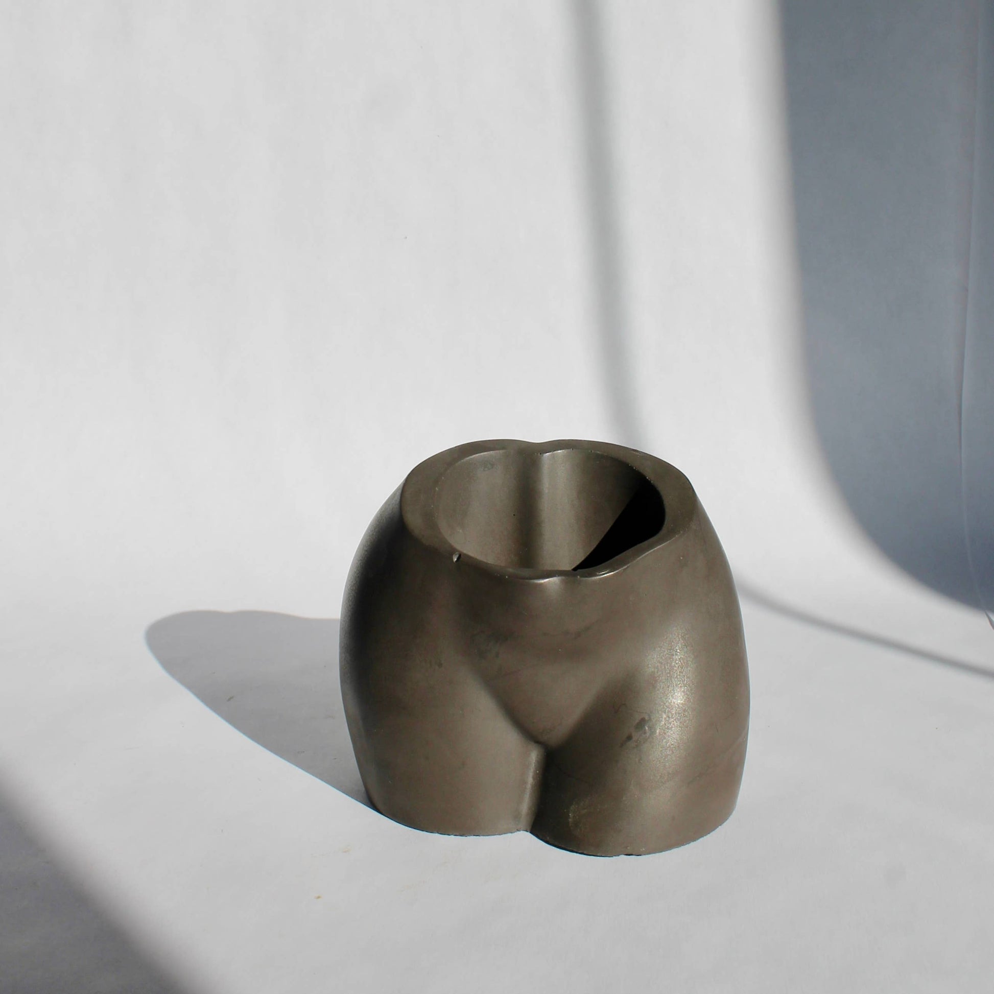 Concrete Booty Vase in Black - 4-in - Mellow Monkey