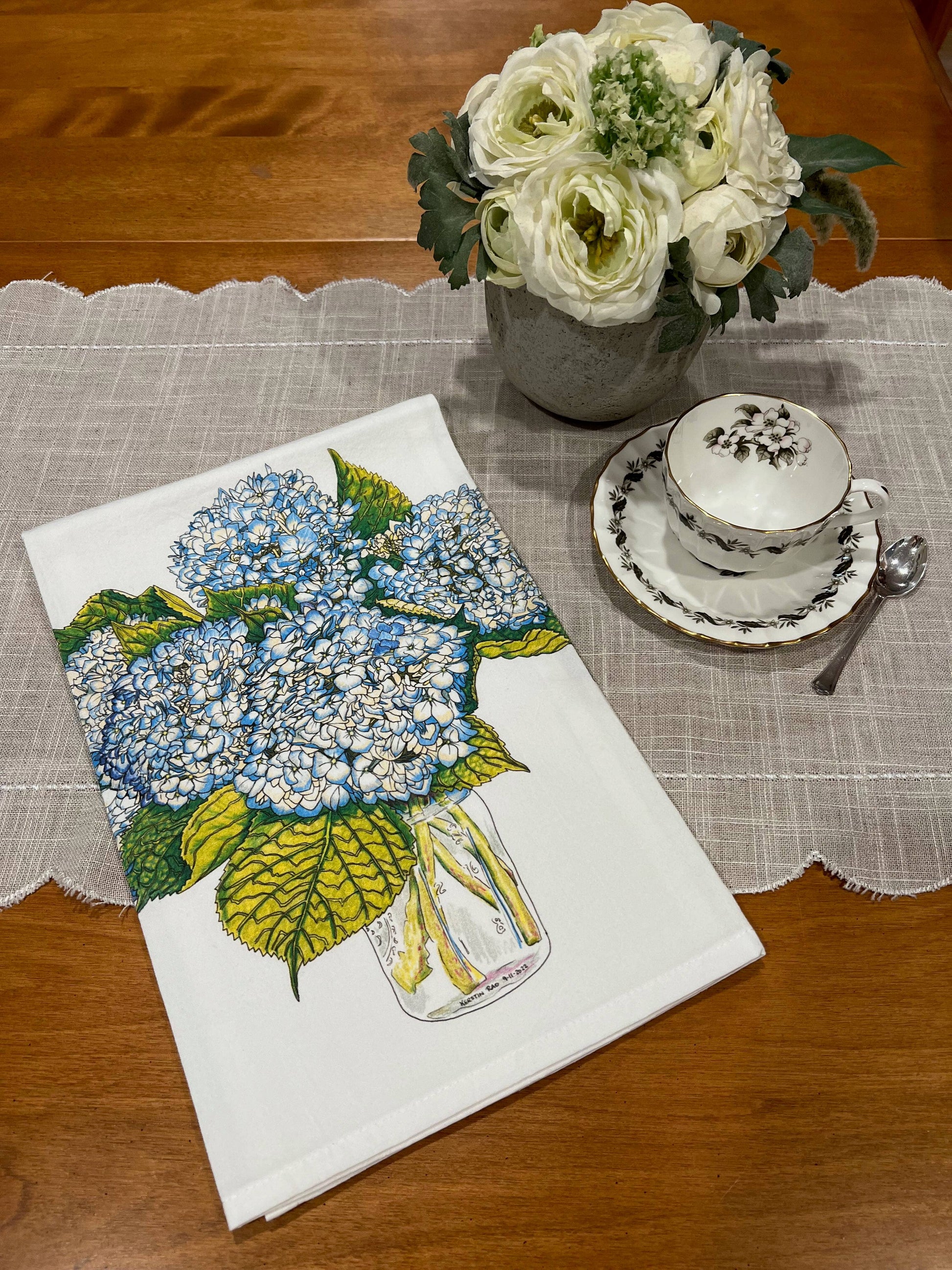 Tea Towel - Nantucket Blooms - 28-in - Made in Connecticut - Mellow Monkey