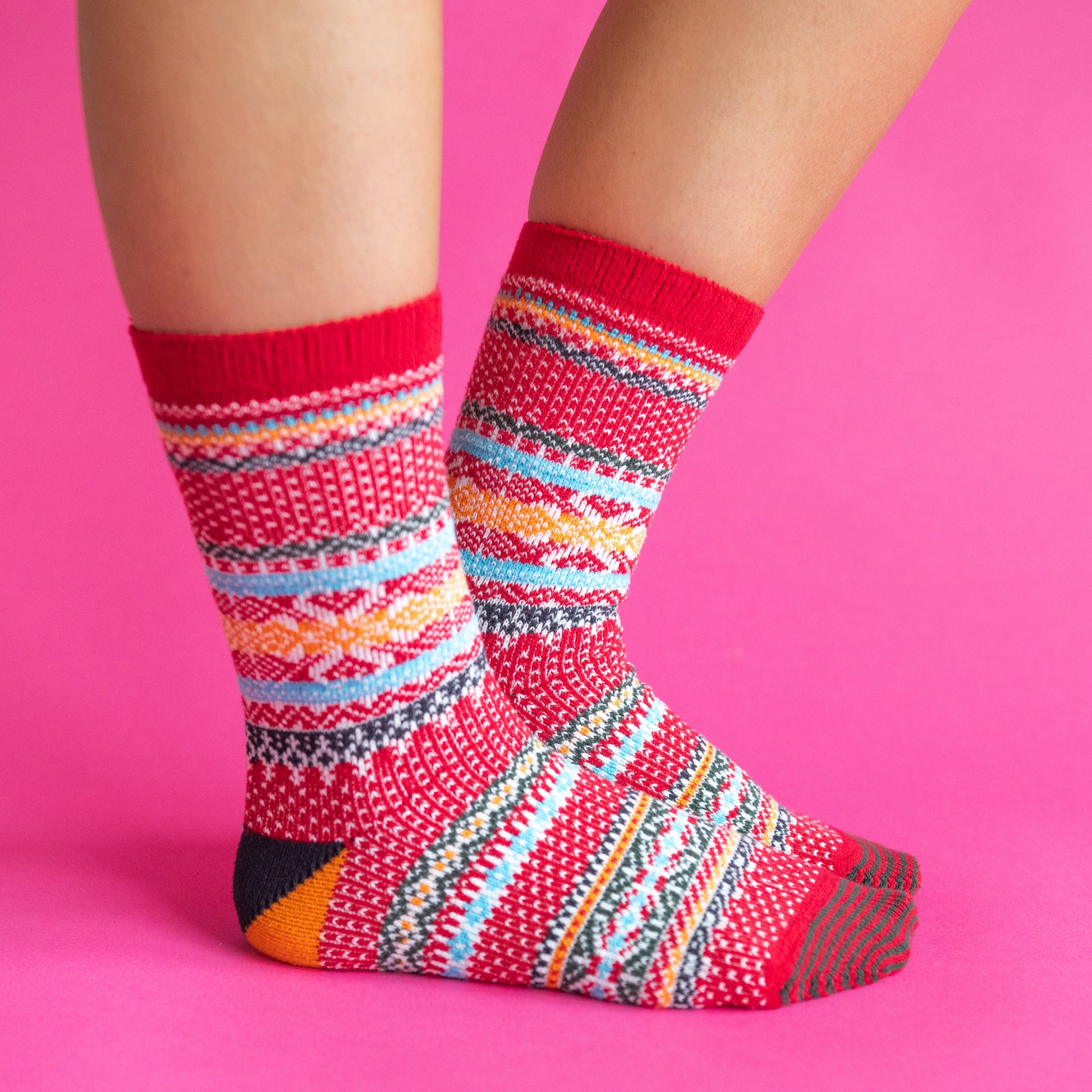 Seasonal Crew OS Red Multi - Mellow Monkey