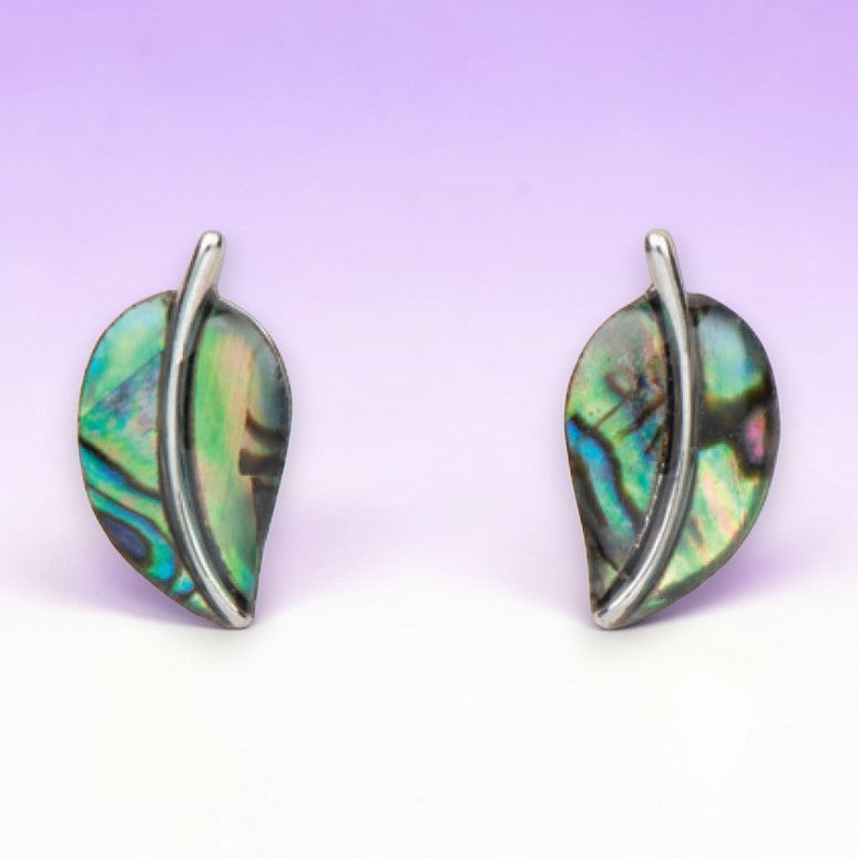 Wild Pearle Leaf Stud Earrings - Mellow Monkey