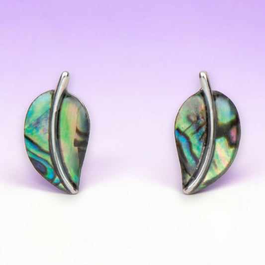 Wild Pearle Leaf Stud Earrings - Mellow Monkey