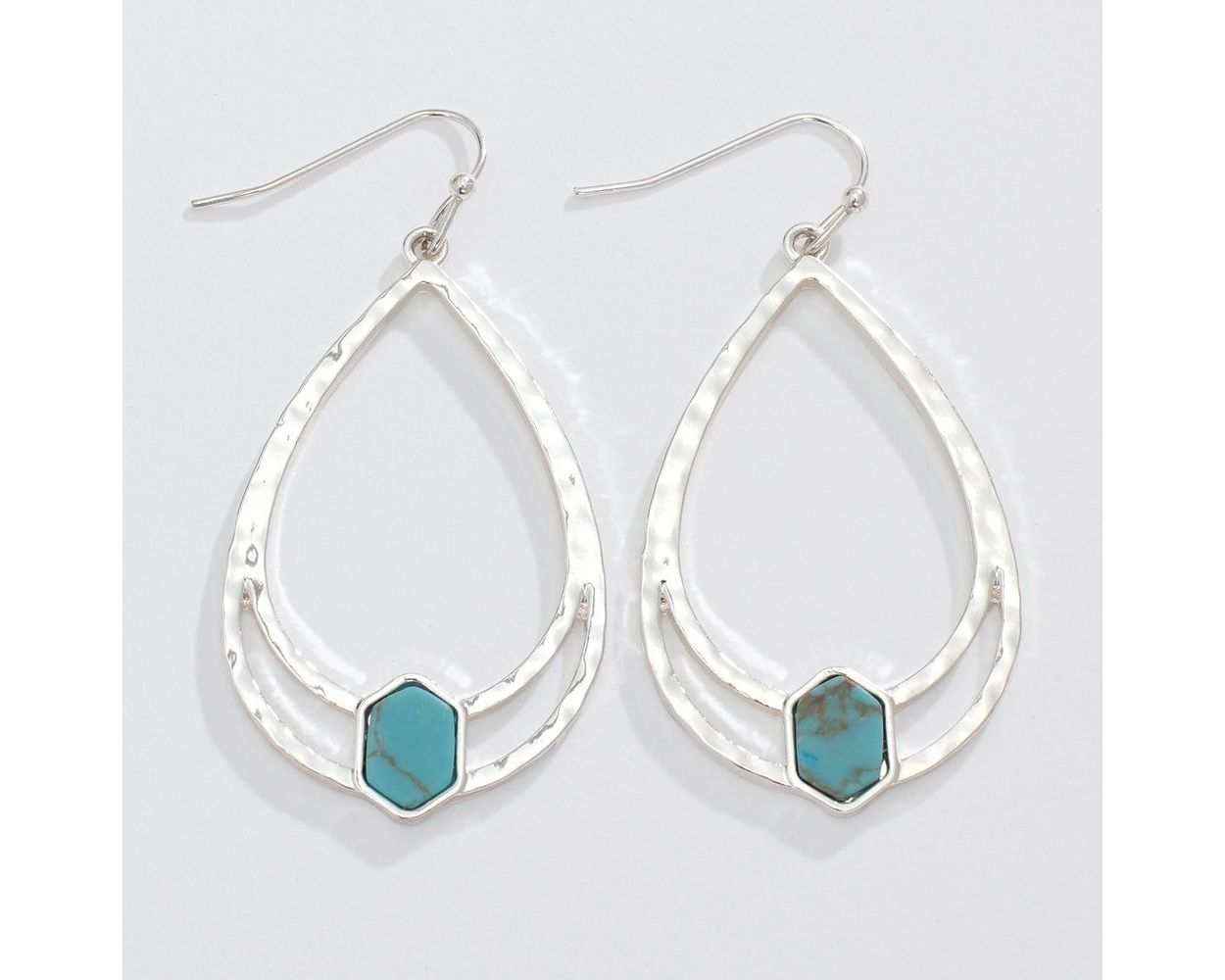 Hammered with Turquoise - Earrings - Mellow Monkey