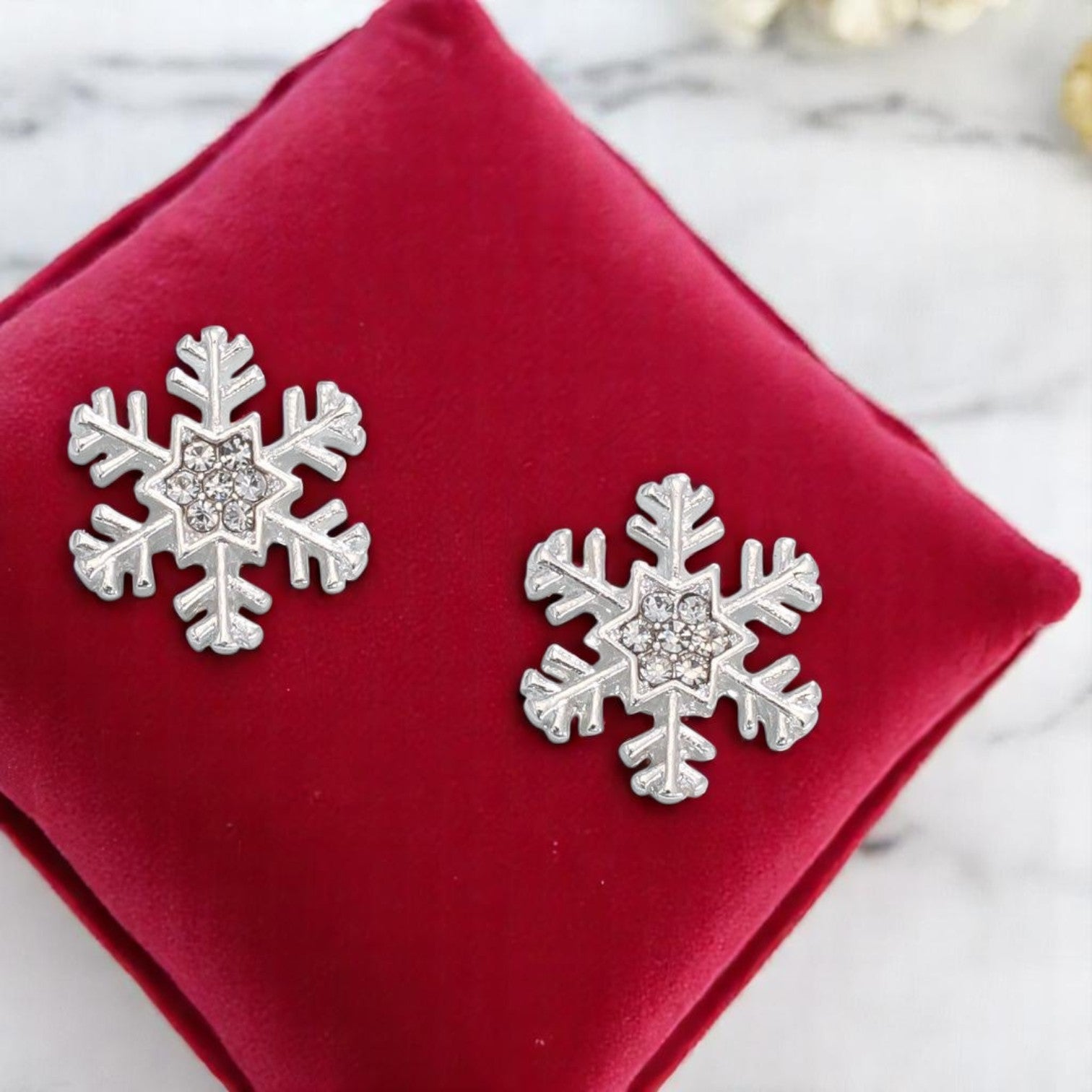 Matte Silver Snowflake Earrings - Mellow Monkey
