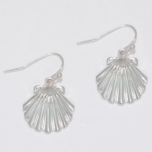 Silver Scallop Shell Earrings - Mellow Monkey