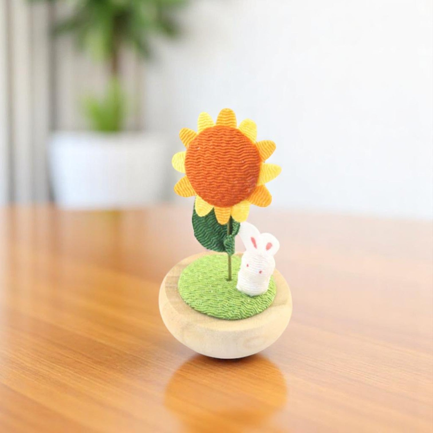 Yurayura Rabbit with Sunflower - 2.5-in - Mellow Monkey