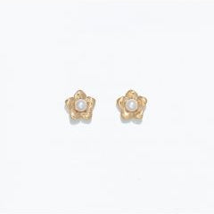 Gold Flowers with Pearls - Gold Stud Earrings - Mellow Monkey