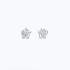 Silver Flowers with Pearls - Silver Stud Earrings - Mellow Monkey