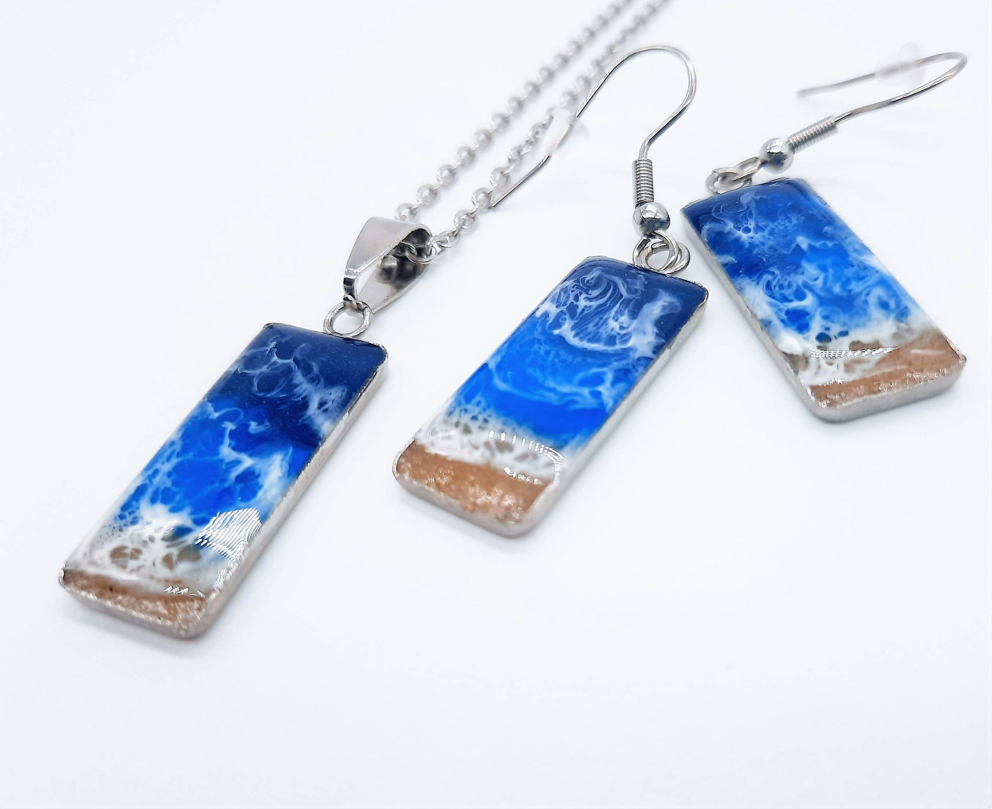 Handcrafted Resin Ocean Beach Wave Rectangle Necklace - Mellow Monkey