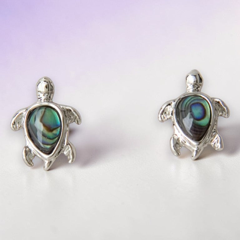 Wild Pearle Turtle Earrings - Mellow Monkey