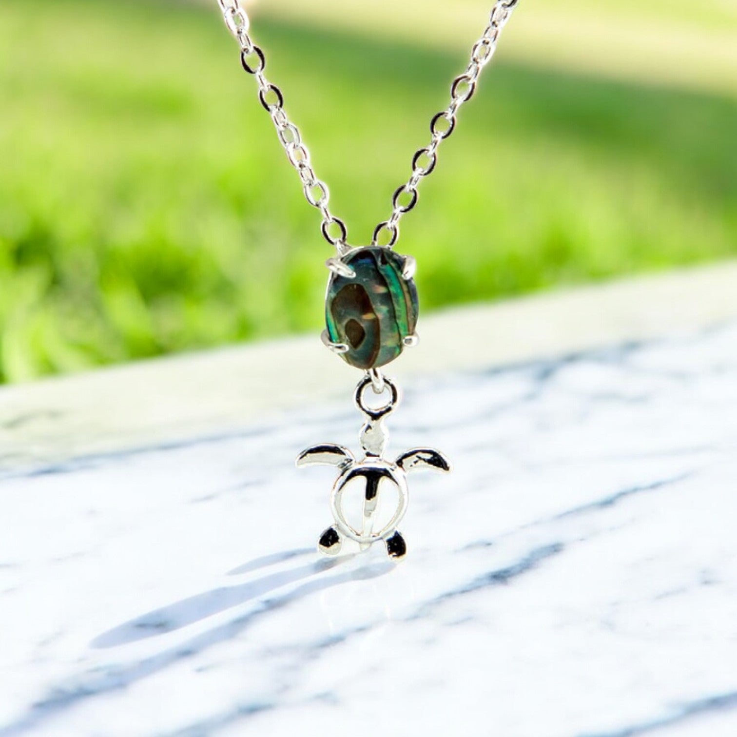 Earth Turtle - Wild Pearle Necklace - Mellow Monkey