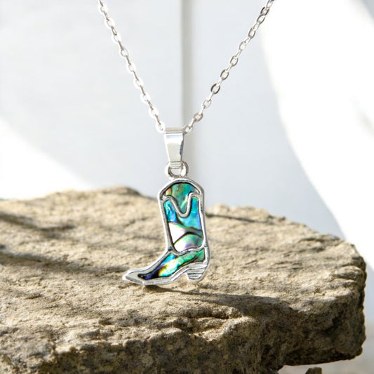 Cowboy Boot - Wild Pearle Necklace - Mellow Monkey