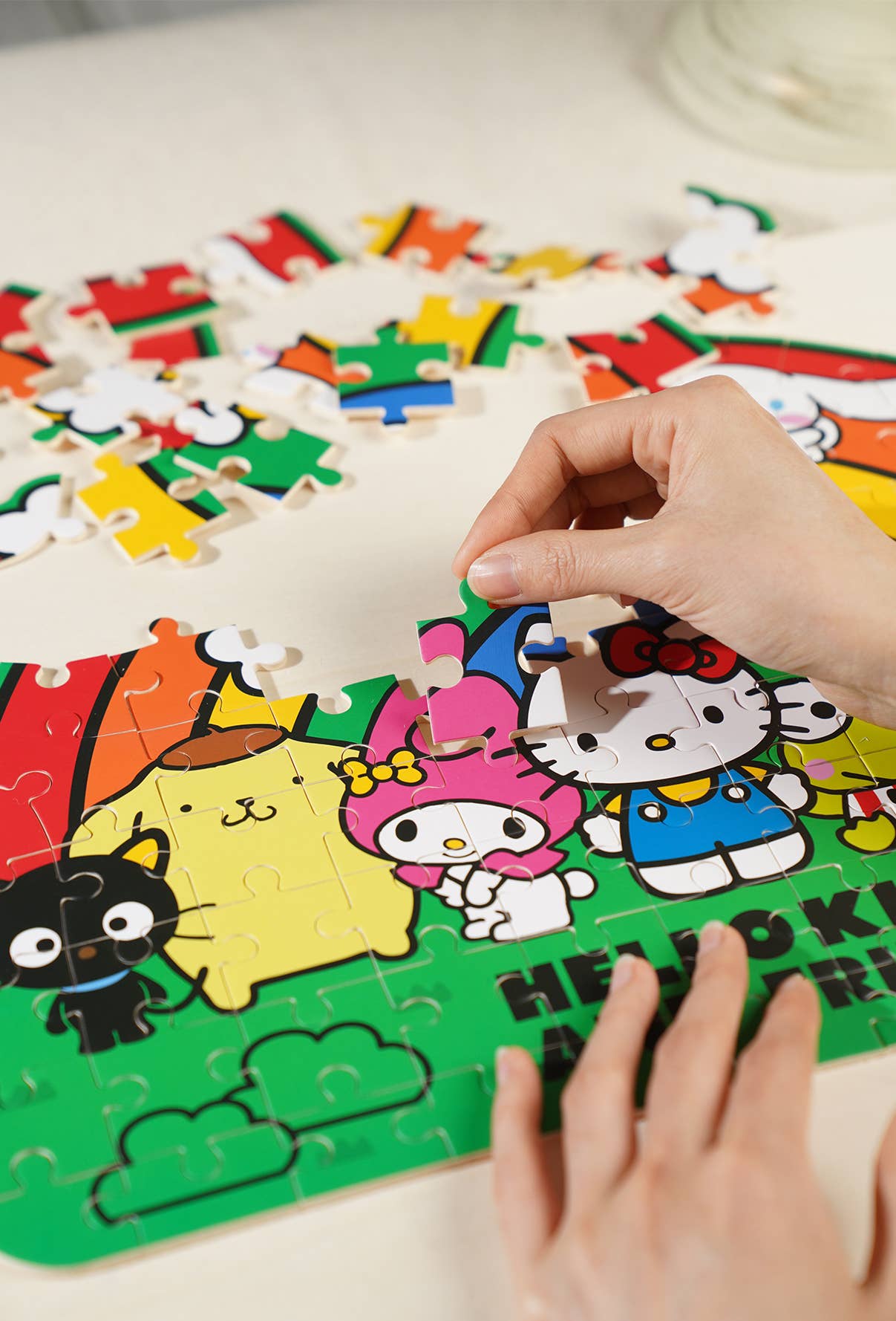 Hello Kitty® And Friends Wooden Jigsaw Puzzle: Rainbow - Mellow Monkey