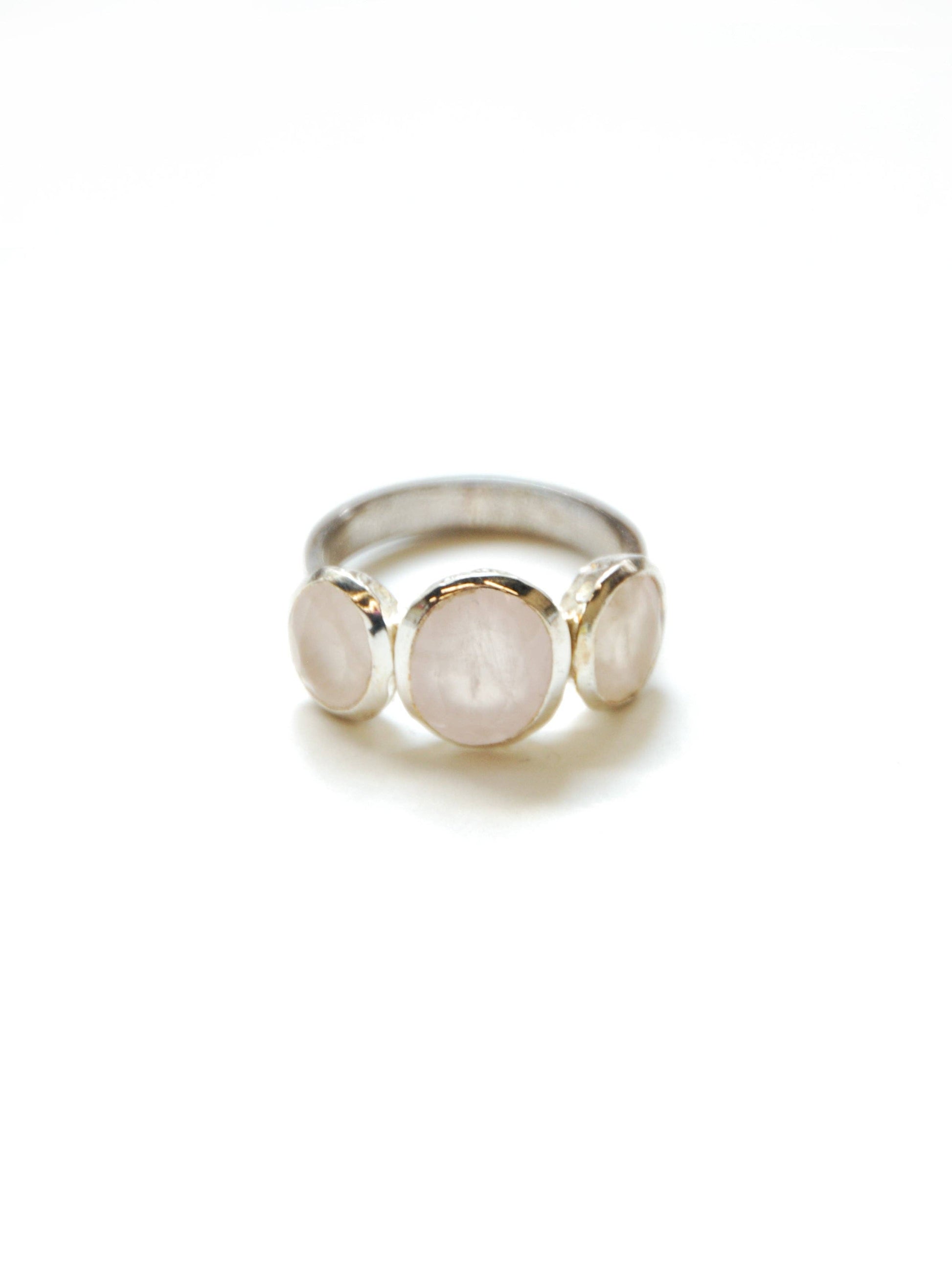 7 Sere Ring / Moonstone - Mellow Monkey