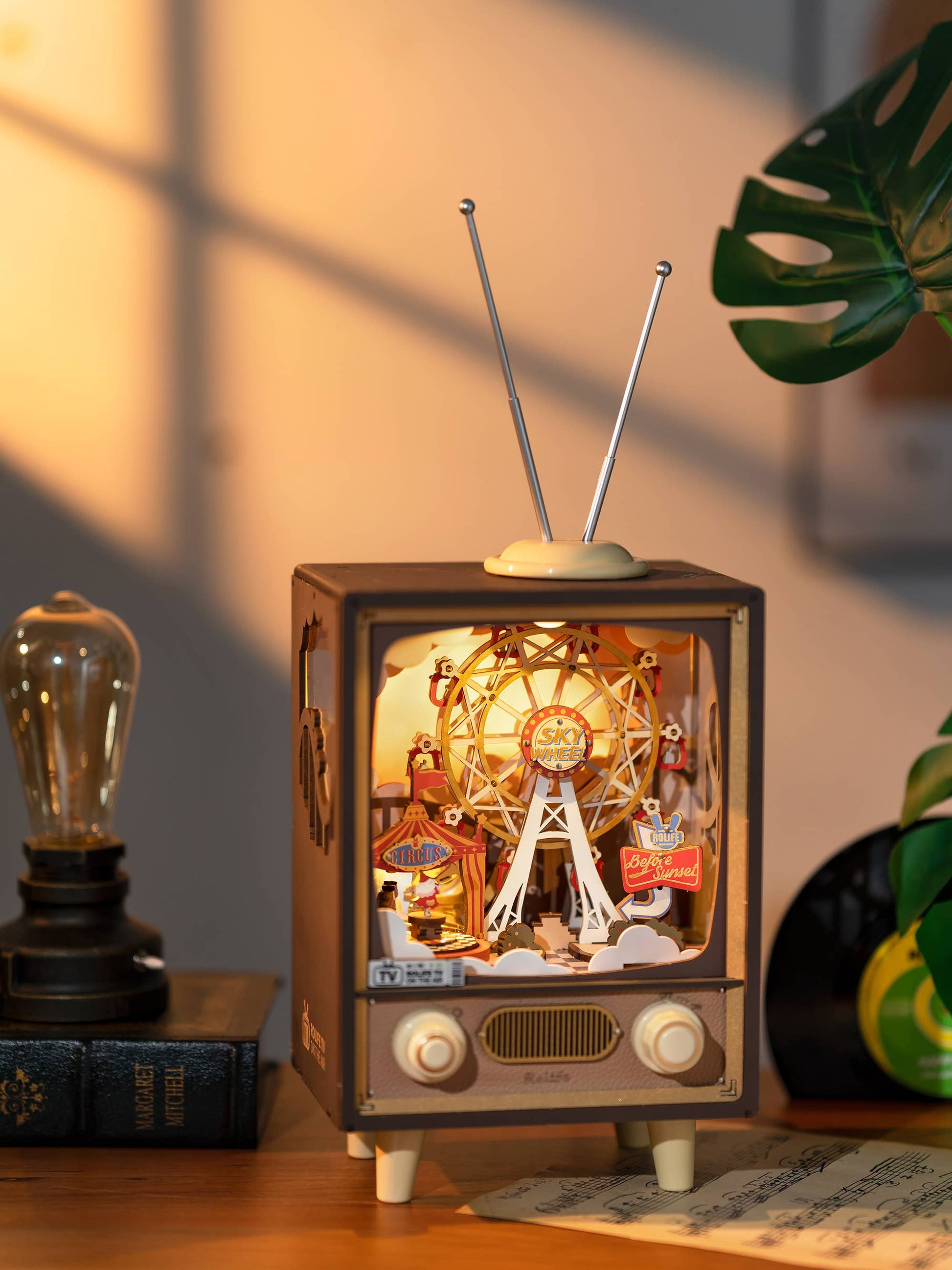 DIY Mechanical Music Box: Sunset Carnival - Mellow Monkey