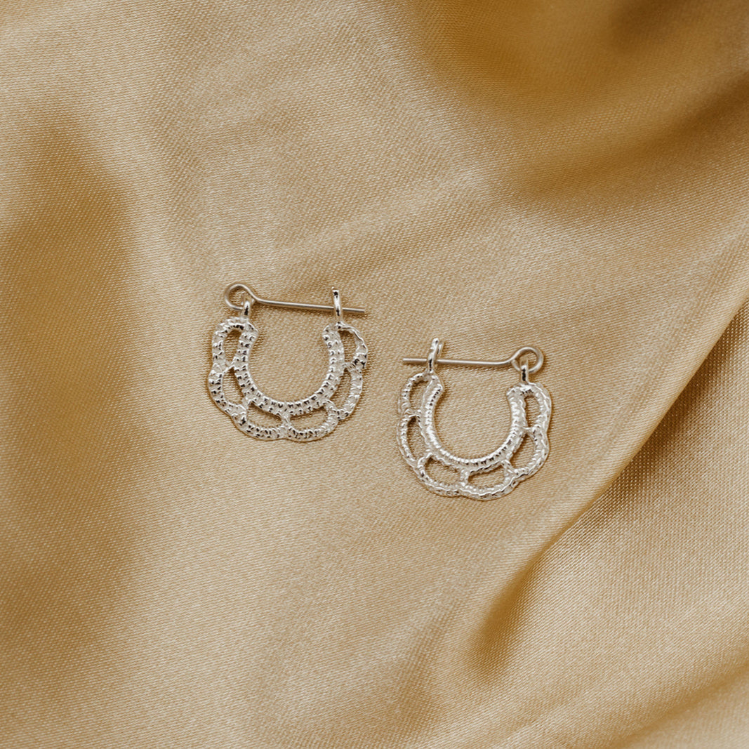 Mary Hoop Earrings - Sterling Silver - Mellow Monkey
