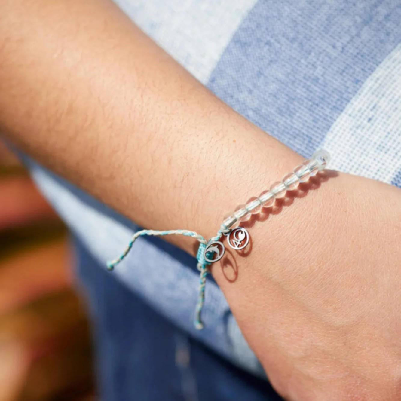 4Ocean Unisex Dolphin Beaded Bracelet - Light Blue & Gray - Mellow Monkey