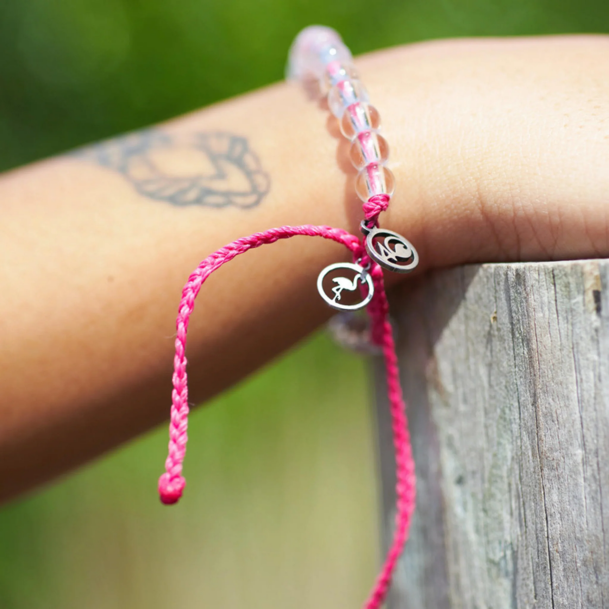 4Ocean Unisex Flamingo Beaded Bracelet - Pink - Mellow Monkey