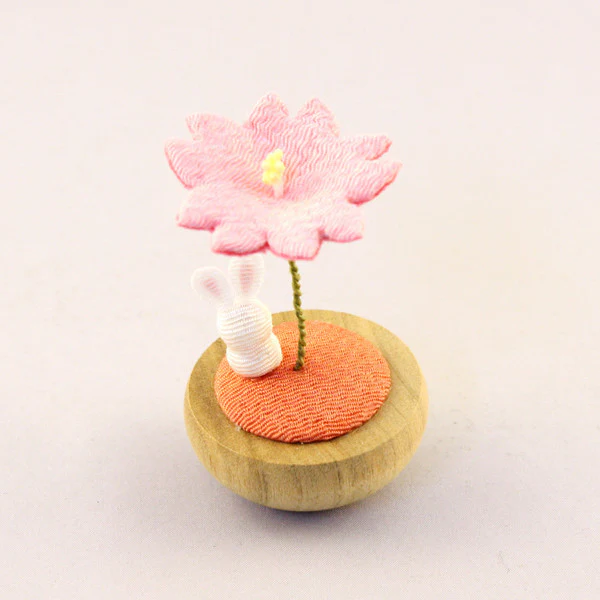 Yurayura Sakura Rabbit with Pink Flower - 2.75-in - Mellow Monkey