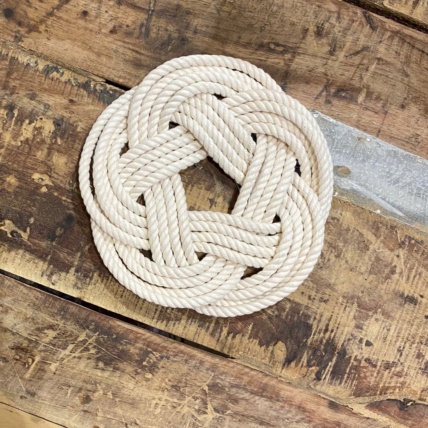 Nautical Sailor Knot Woven Rope Round Cotton Trivet 10-in - White - Mellow Monkey