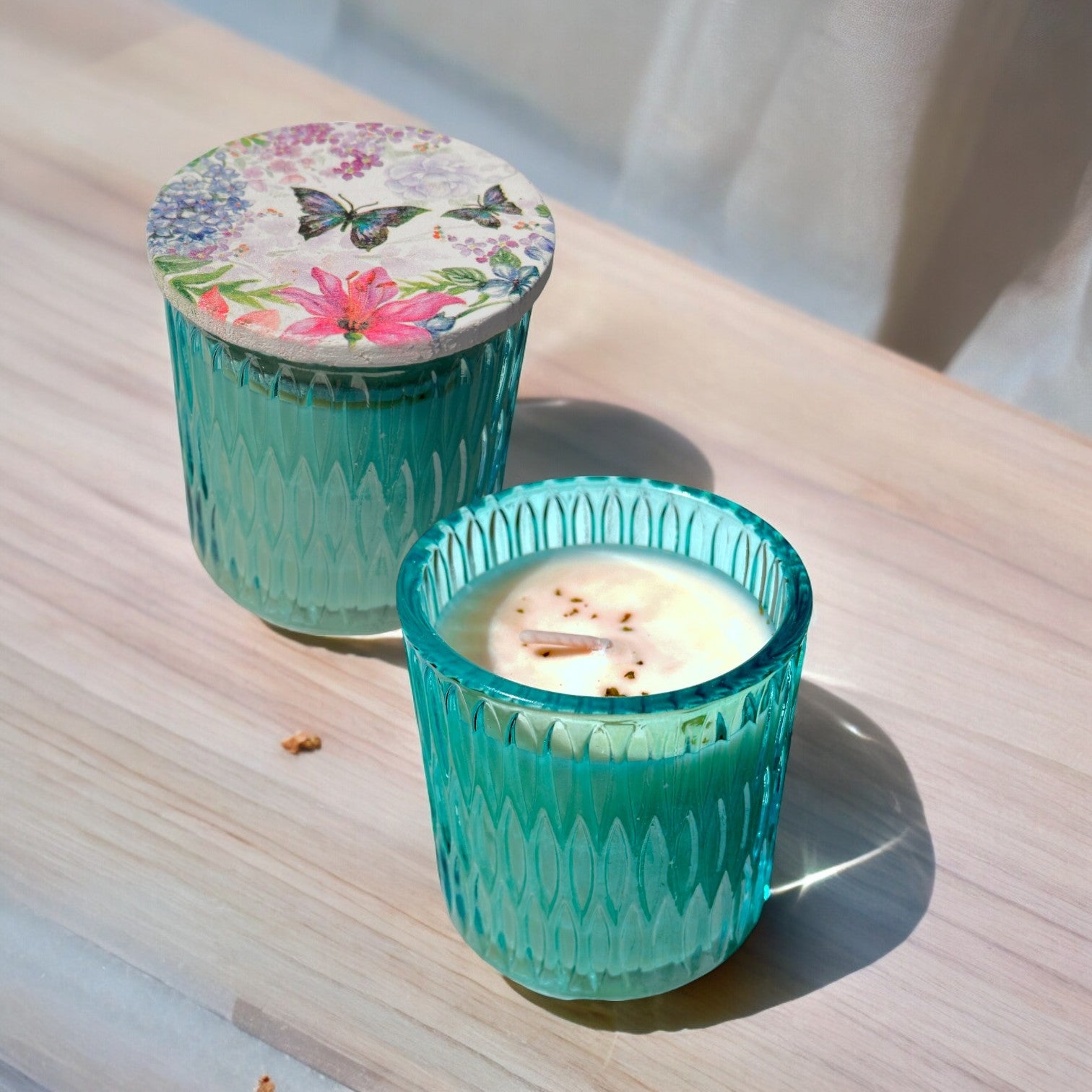 Vanilla Pound Cake - Swan Creek Butterflies & Hummingbirds 100% Soy Candle - 6.5-oz - Mellow Monkey