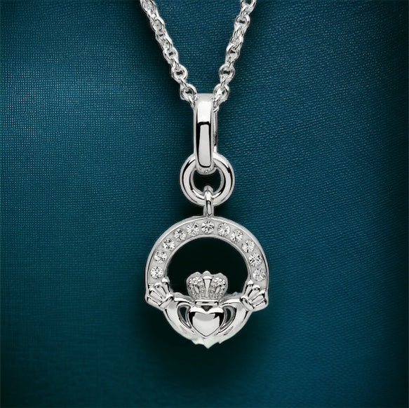 silver claddagh pendant necklace