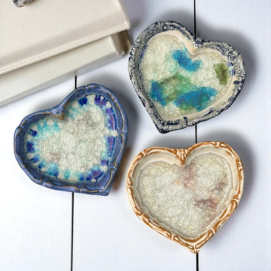 Down To Earth Pottery - Artisan Hand Made Glazed Pottery - Large Heart Dish - Mellow Monkey