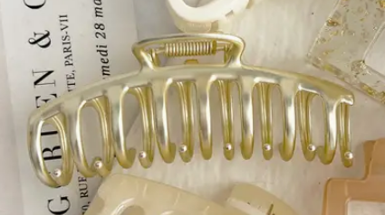 Jumbo Metallic Claw Clip - Gold - Mellow Monkey