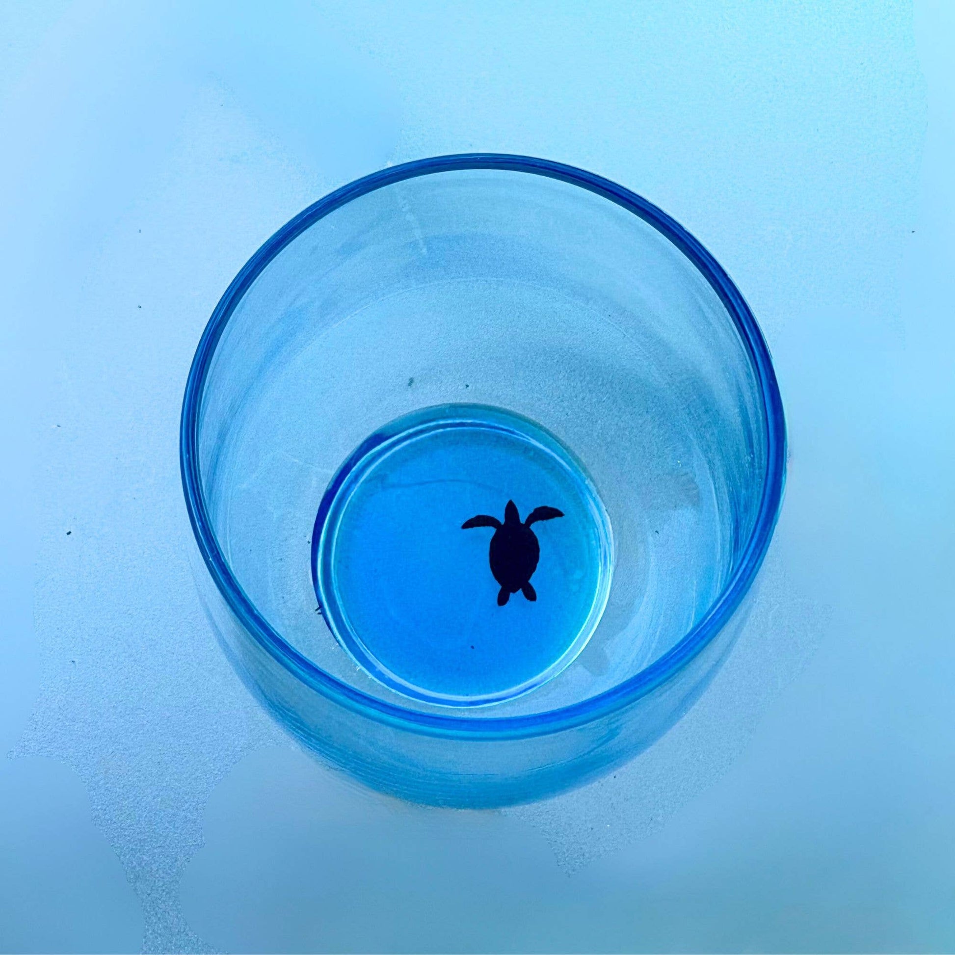 Sea Turtle - Ocean Resin - 15-oz Stemless Wine Glass - Mellow Monkey