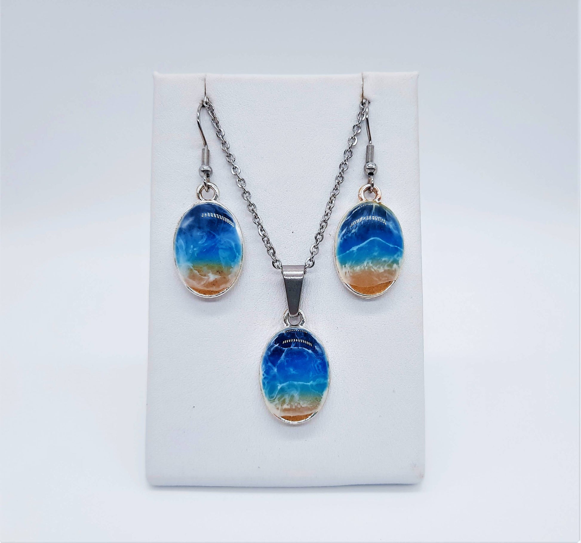 Handmade/Handcrafted Resin Ocean Beach Wave Oval Earrings - Mellow Monkey