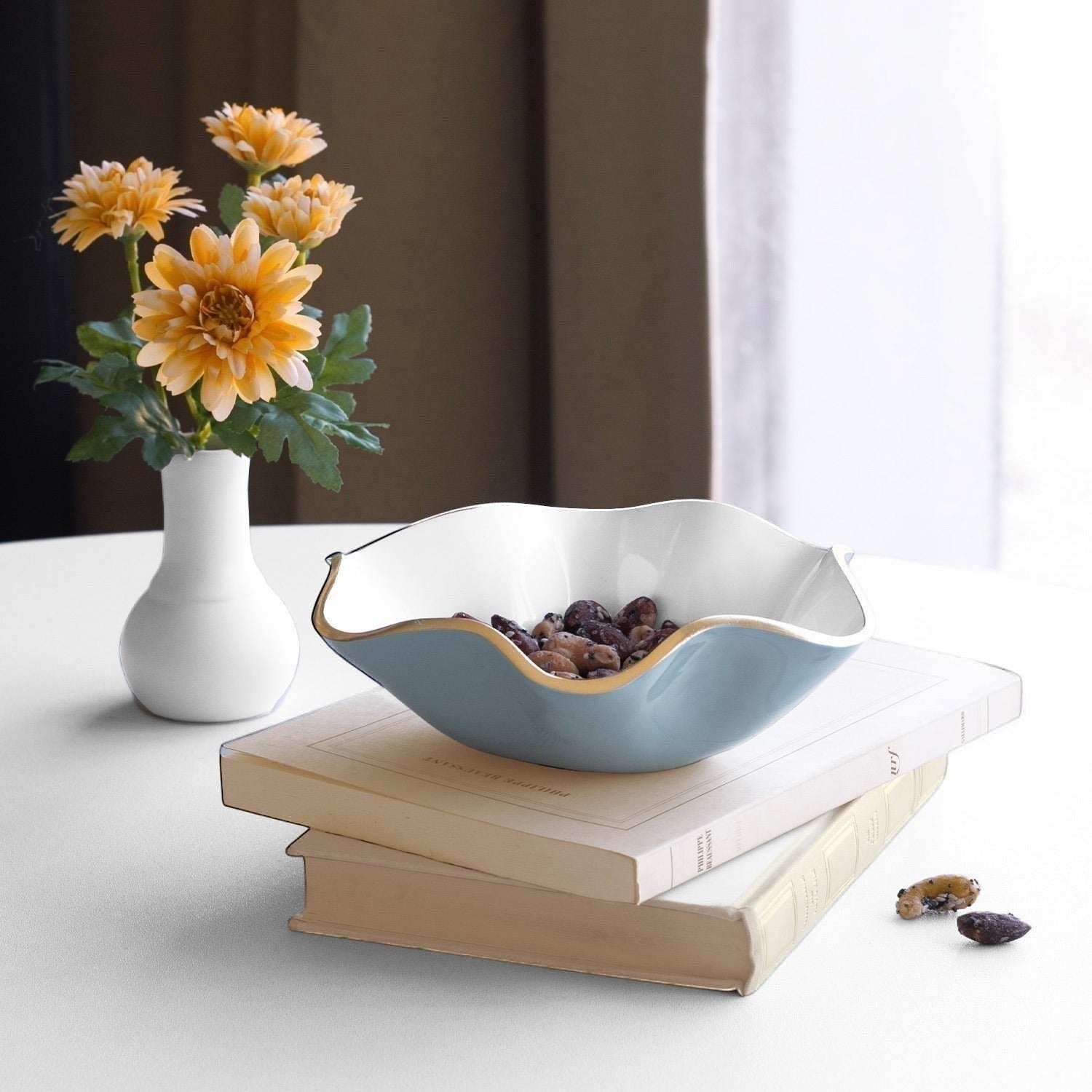 ENCANTO Carola Small Round Bowl (Turquoise and White)