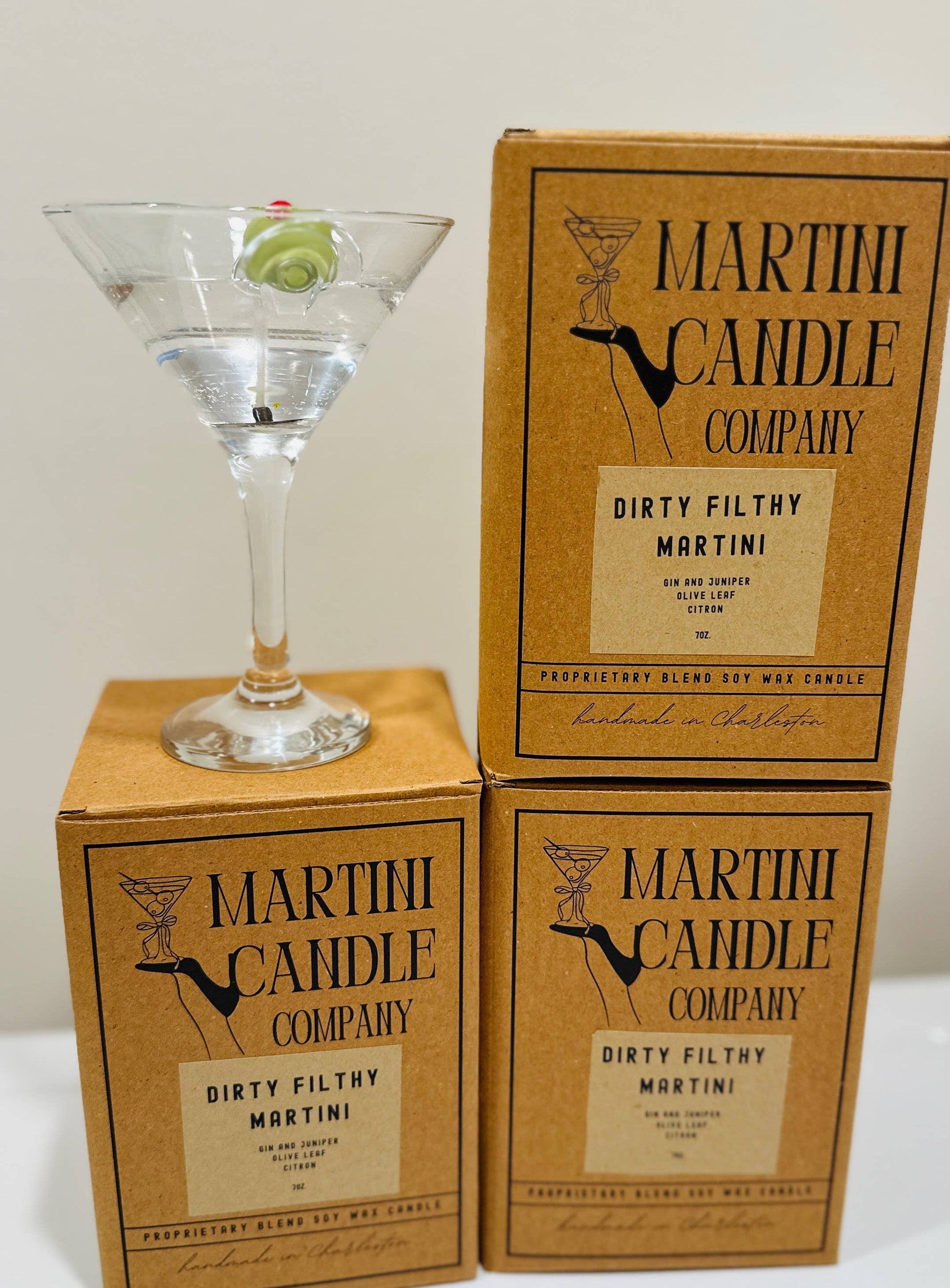 Dirty Martini - Soy Blend Candle - 6 oz. - Gin. Vodka. Olives. - Mellow Monkey