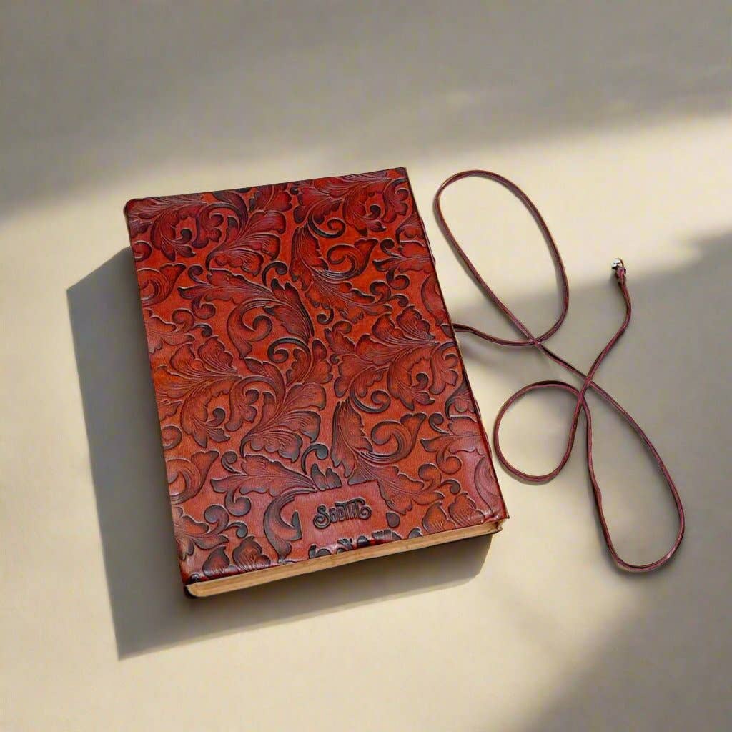 Emily Brontë "Wuthering Heights" Leather Journal - Timeless Romance & Souls Unite - Mellow Monkey