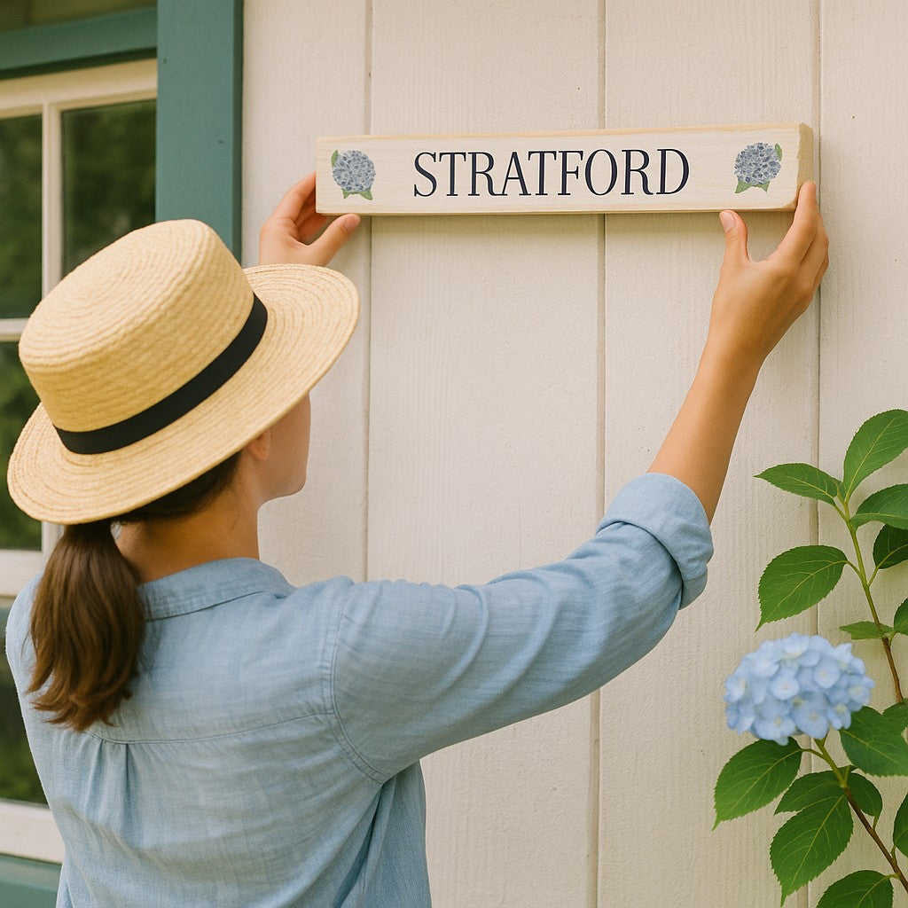 Stratford Hydrangea Flowers - Skinny Wood Shelf Sitter - 15-3/4-in - Mellow Monkey