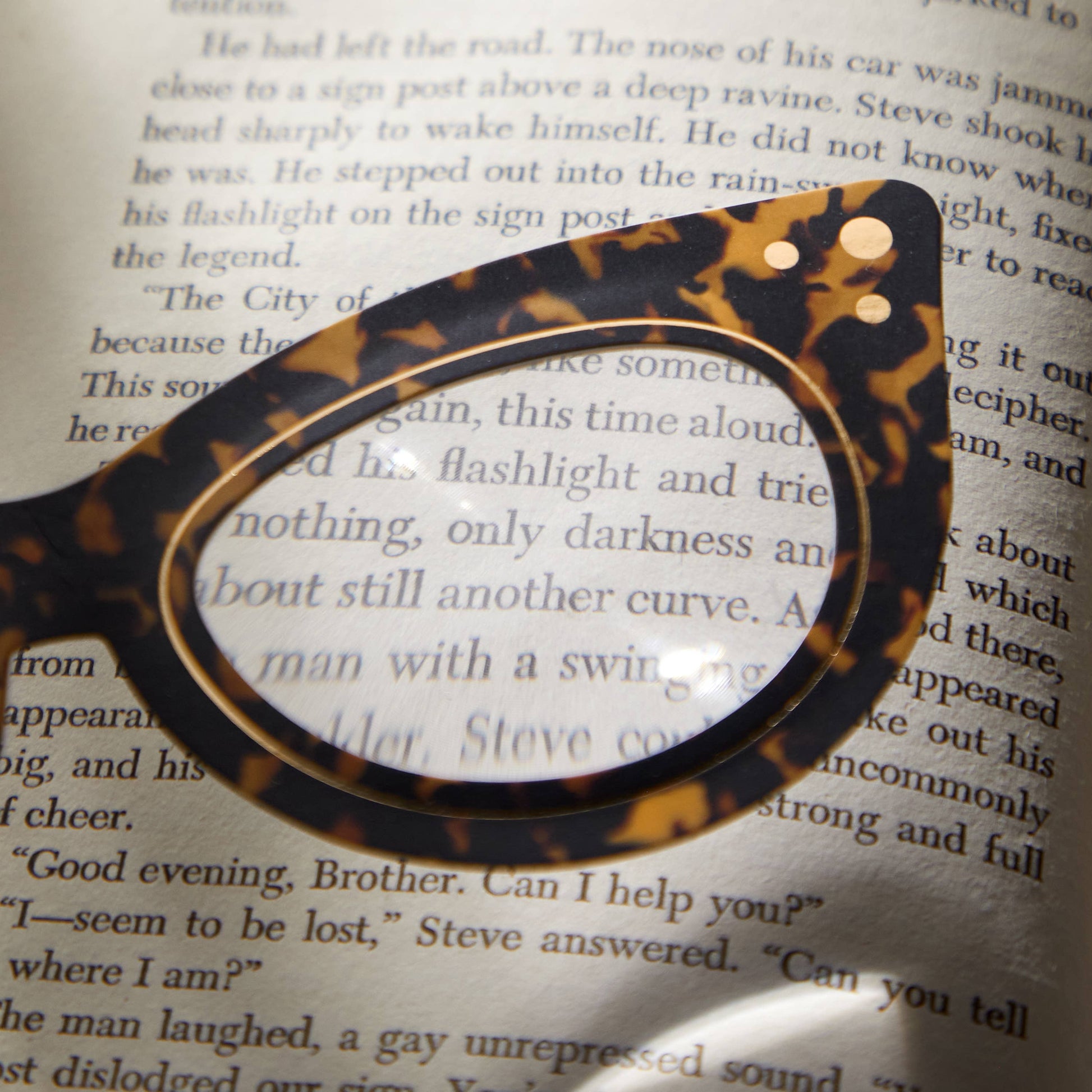 Cat Eye "Readers" Bookmark with Magnifier - Mellow Monkey