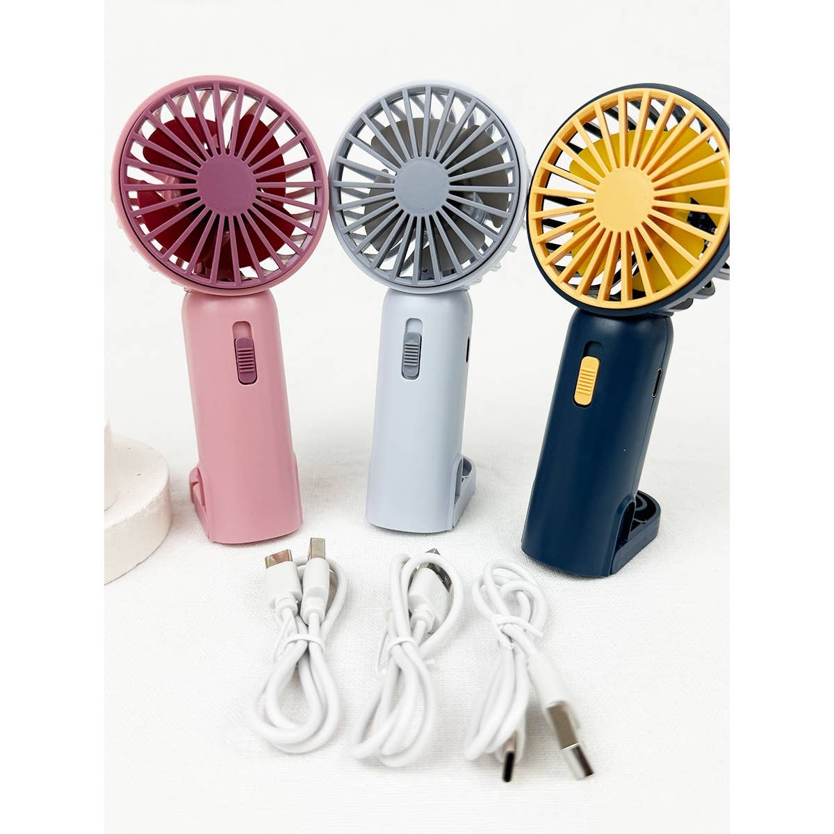 Portable Hand Fan With Pull Out Stand - Mellow Monkey